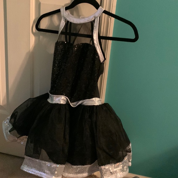 Curtain Call Black & silver halter dress - size CL - Picture 1 of 3